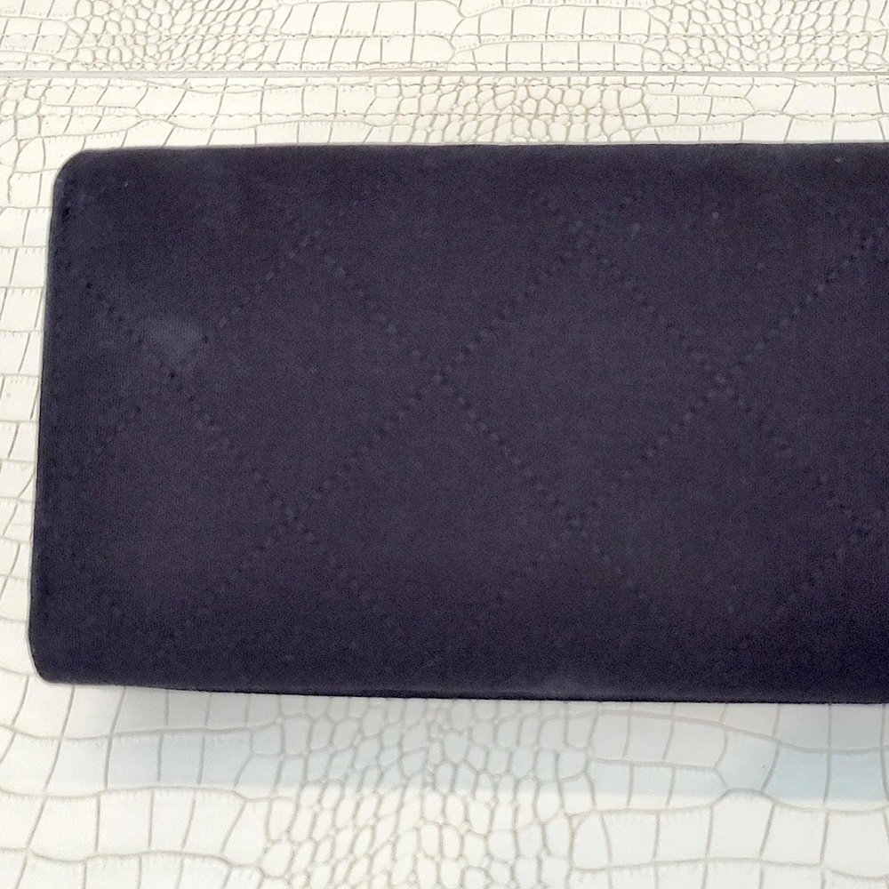 New CHANEL Quilted Eyeglasses Sunglasses Case Gold CC, CC Cloth, CC Box, etc. - Picture 11 of 16